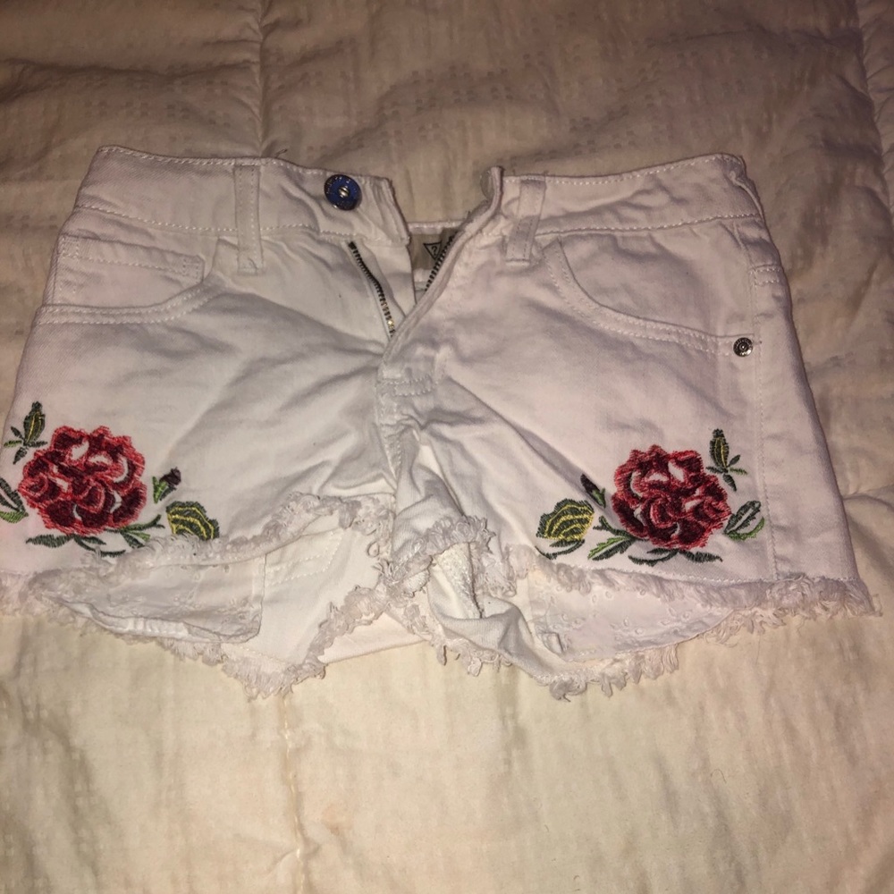 Guess rose distressed booty shorts